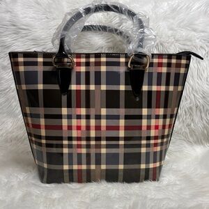 Elegant Checkered Tote Bag - Black, Red, Cream